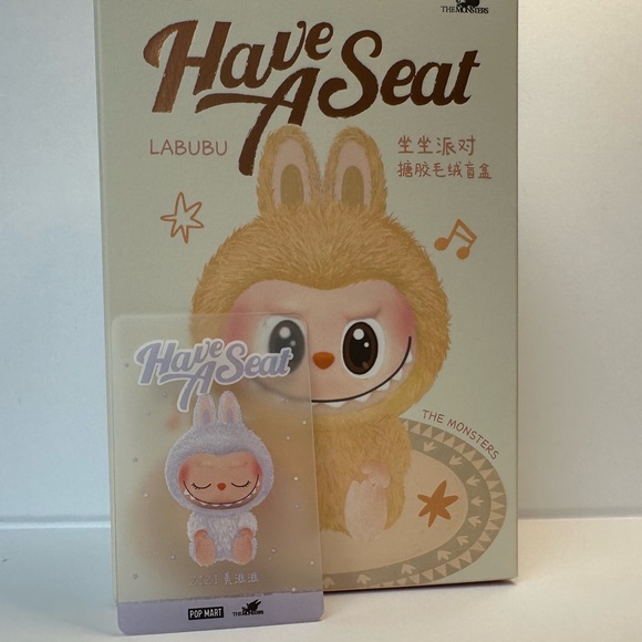 Labubu 'Have A Seat' purple Zizi NIB - Picture 3 of 7